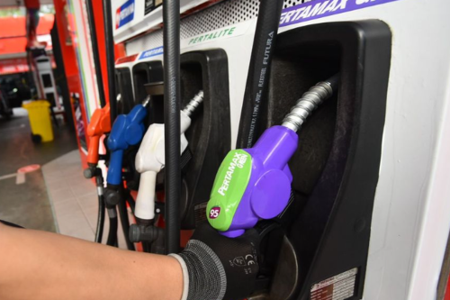 Menurut Ahli Bensin Ideal untuk Mobil Modern Bukan RON 92