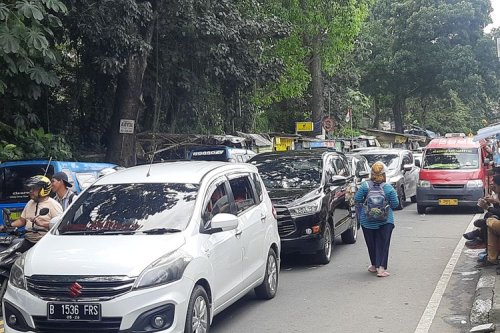 Catat, Ini 3 Titik Kemacetan di Jalur Puncak