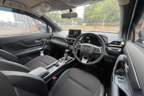 Toyota Veloz Q Hybrid: Impresi Mengemudi, Respon Cepat, Kabin Senyap
