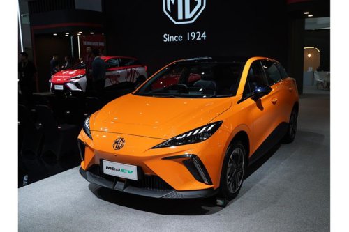 MG Turunkan Harga, Rano Karno Soal Ganjil Genap