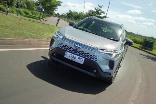Toyota, Toyota Corolla, Toyota Corolla Cross, Toyota Corolla Cross Hybrid, Ganti Baterai Toyota Corolla Cross Hybrid, Segini Biayanya