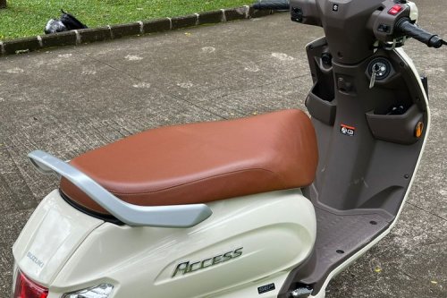 Suzuki , Bahas Desain Suzuki Access 125: Tampang Bersahaja, Material Istimewa