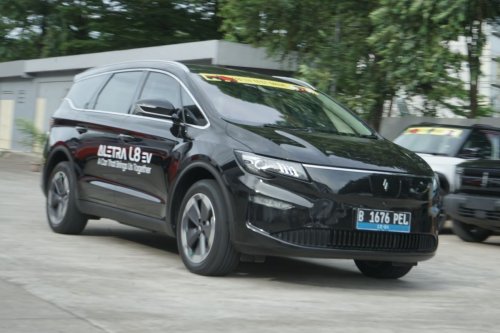 Mengapa Aletra Hanya Luncurkan Satu Model MPV Listrik di Indonesia?