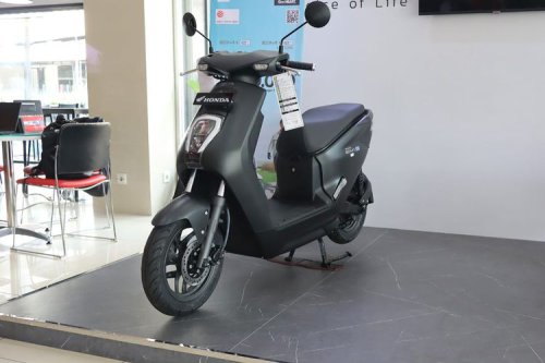 Motor Listrik Honda Diskon Rp 24 Juta di IIMS 2026