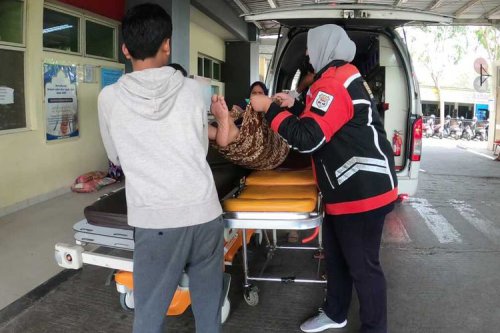 Benarkah Ambulans Tanpa Pasien Tak Punya Hak Prioritas?