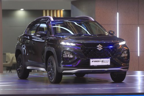 Suzuki Fronx SGX Hybrid Kuro Meluncur, Harga Rp 333,8 Juta