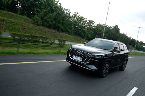 Simak Harga Chery Tiggo 8 CSH, Mulai Rp 300 Jutaan