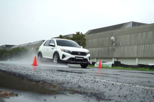 Bridgestone Sebut Pasar Mobil Listrik dan ICE Masih Dinamis