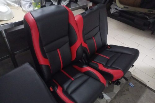 Pasang Sarung Jok buat SUV, mulai Rp 800.000