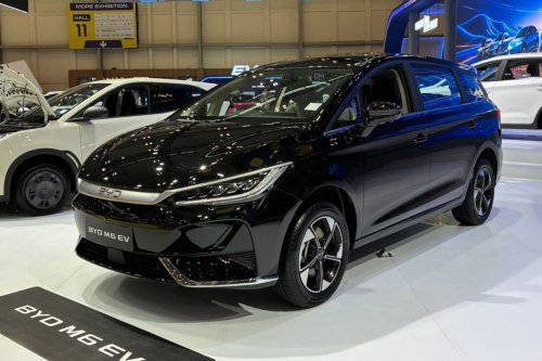 BYD, BYD Bidik Penjualan GIIAS 2026, Lampaui 4.200 Unit