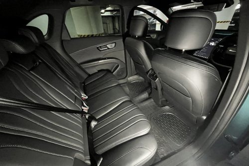 Review Lepas L8: SUV PHEV Nyaman Ala Tiongkok