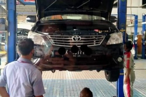 Waktu Ideal Ganti Oli Transmisi Matik dan Biaya Perawatannya