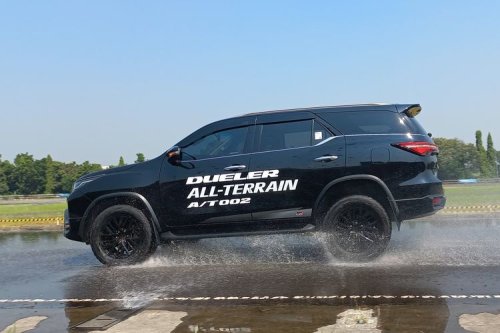 Penjualan Mobil Lesu, Industri Ban Ikut Terdampak