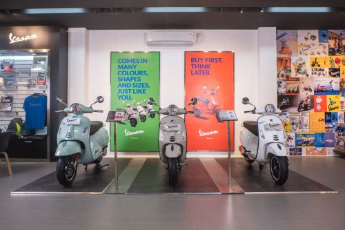 Vespa dan Tren Lebaran: Penjualan Stabil Meski Hari Libur