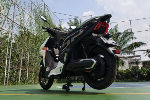 Bukan Cuma Baterai, Ini 3 Komponen Kunci Bikin Motor Listrik Jengat