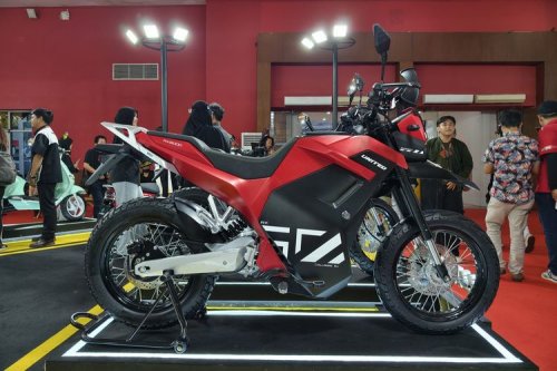 United RX6000 Bisa Isi Daya di SPKLU, Intip Spesifikasinya