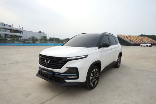 Wuling, Cek Harga Mobil Bekas Wuling Almaz, mulai Rp 120 Jutaan