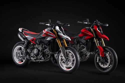 Ducati, Ducati Hypermotard V2 Meluncur, Lebih Ringan dan Semakin Bertenaga