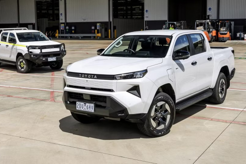 Toyota, Toyota Hilux, Toyota Hilux BEV 2026 Hadir, Pikap Listrik dengan AWD