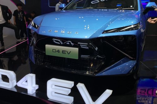 Omoda O4 EV Meluncur di GIIAS 2026, Klaim Bisa Tempuh 553 Km Sekali Cas