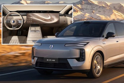 Citroën, Interior Denza N8, Punya Layar 1,1 Meter dan Head Unit 30 Inci