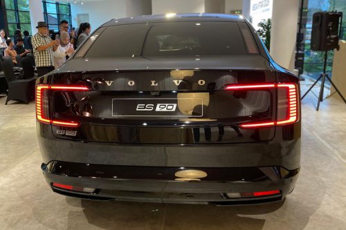 Ulas Fitur Andalan Volvo ES90, Sedan Listrik Premium Rp 2,1 Miliar