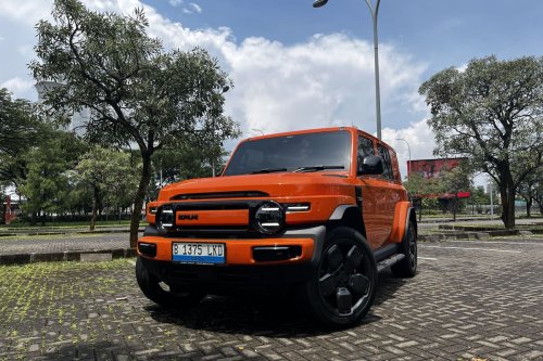 Bedah Interior iCar V23, Serba Fungsional