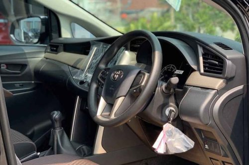 Pasar Mobil Bekas Turun, Kenapa Kijang Innova Masih Populer?