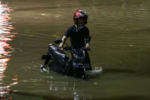 Banjir Bali, Begini Pertolongan Pertama Motor yang Terendam Banjir