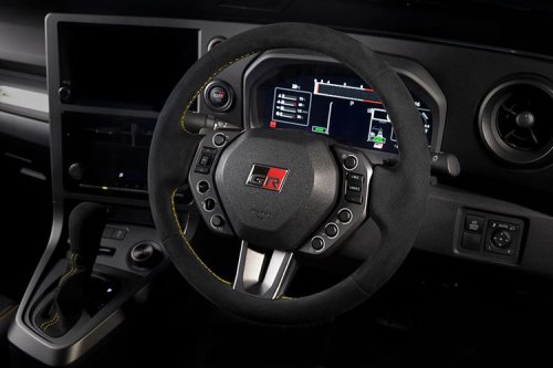 GR Yaris Morizo RR Meluncur di Tokyo Auto Salon 2026: Cuma 200 Unit