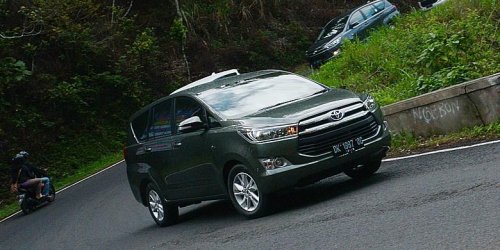 Toyota, Toyota Innova, Toyota Kijang Innova Reborn Diesel Dijual Reguler di Indonesia