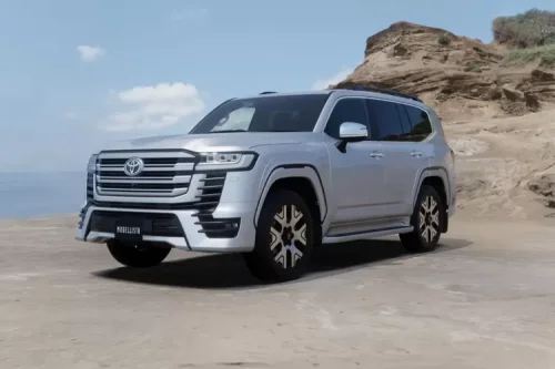 Toyota Land Cruiser 300 Hybrid Meluncur, Tenaganya 450 HP