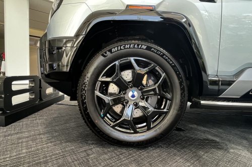 Spesifikasi Denza B8: SUV Hybrid Canggih