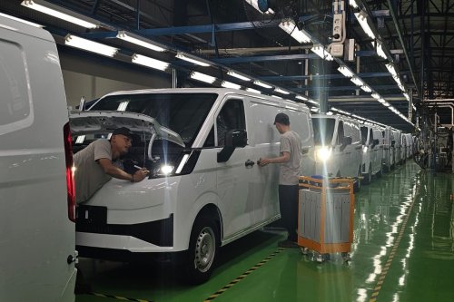 Segini Target Perakitan Lokal Farizon V8E di Purwakarta