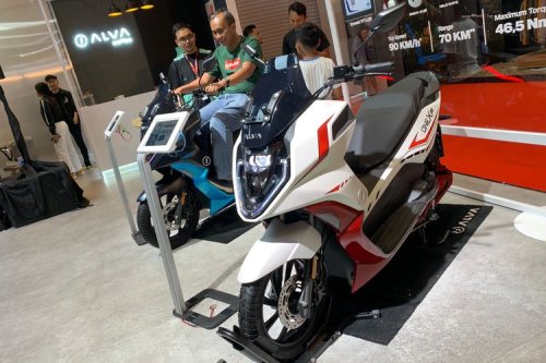 Polytron, Perbandingan Polytron Fox 350 dan Alva One XP: Mana yang Lebih Unggul?
