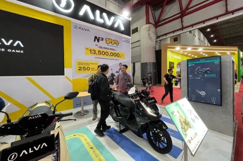 Baterai Motor Listrik: Lebih Baik Beli, Sewa, atau Tukar?