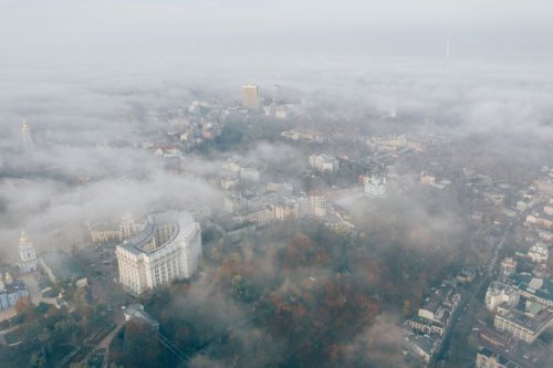 EV Kian Ramai di Beijing, Namun Langit Biru Masih Jadi Tantangan