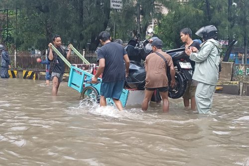 Motor Kebanjiran Jangan Langsung Distarter, Ini Risikonya