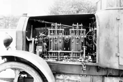 Ini Truk Diesel Pertama di Dunia