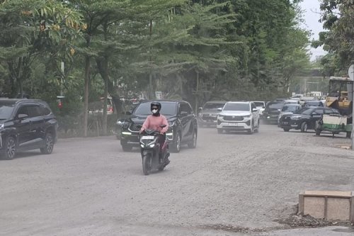 Awas, Kerikil yang Menempel di Alur Ban Bisa Sebabkan Kerusakan