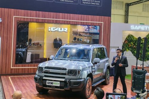 Menguak Fitur Mode Banjir iCAR V27: Aman Terjang Genangan