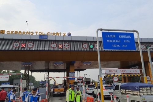 Kronologi Kecelakaan Truk Kontainer di GT Ciawi 2
