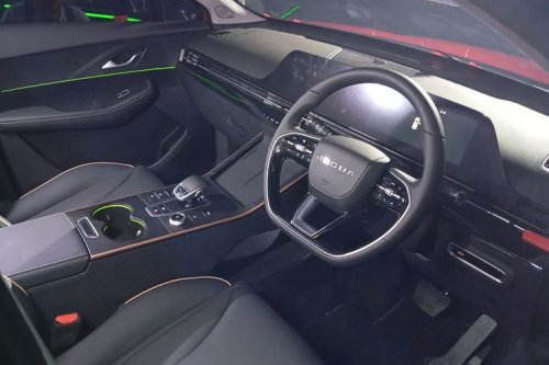 Wujud Citroen C5 Aircross: SUV Modern Impor Perancis