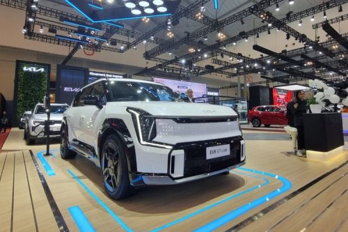 Komparasi SUV Listrik Premium: Volvo EX90 vs Kia EV9