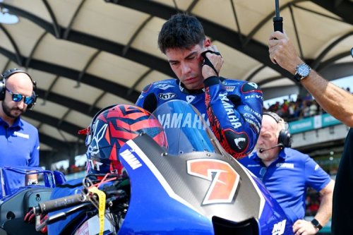 Yamaha, Catatan Waktu Yamaha M1 V4 Masih Tertinggal Jauh