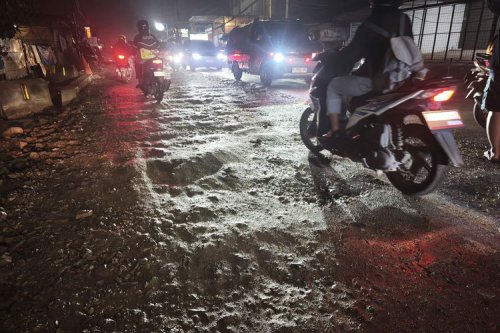 Berkendara Malam Hari Saat Libur Nataru, Simak Tips Dari Ahli