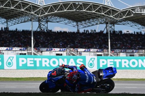 Yamaha, Catatan Waktu Yamaha M1 V4 Masih Tertinggal Jauh