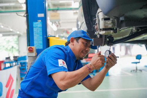 Suzuki , Teknisi Bengkel Resmi Suzuki Punya Seragam Baru, Biru Lebih Cerah
