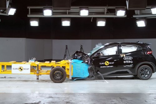 BYD, BYD Tegas Terus Kembangkan Baterai LFP