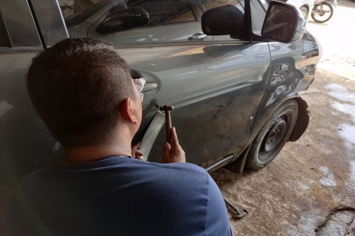 Jangan Langsung Poles Mobil Setelah Diketok Magic, Ini Risikonya